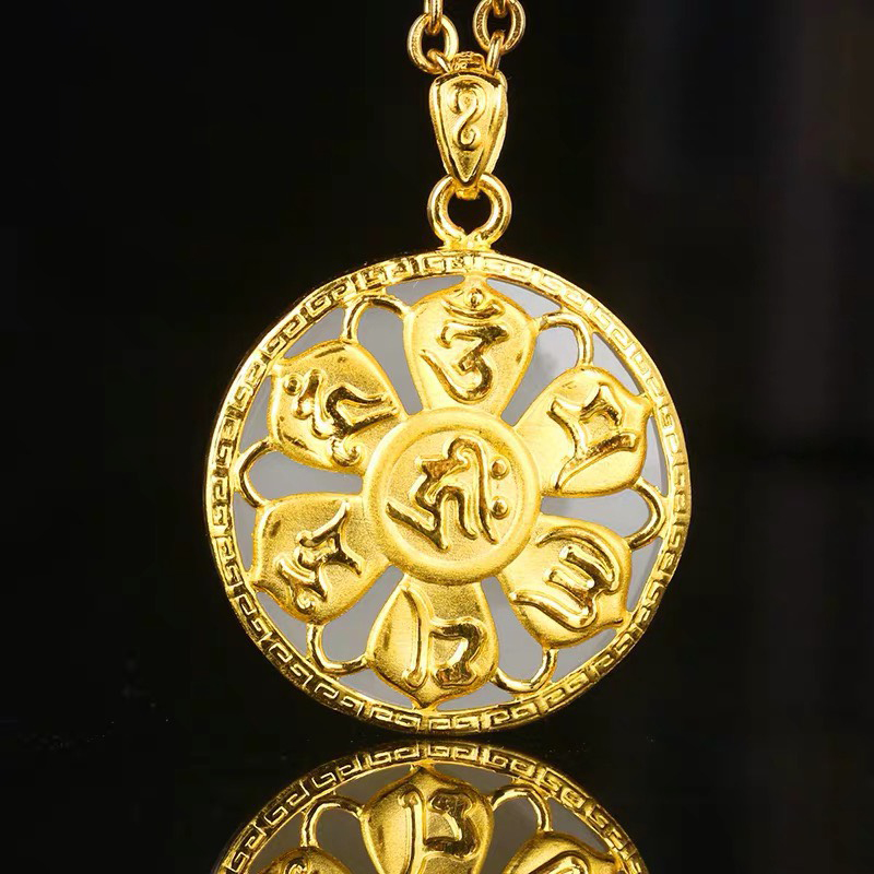 Mặt ngọc chú bình an 132