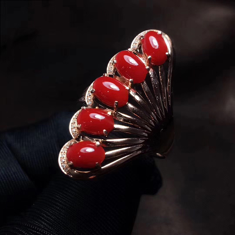 Nhẫn vàng kết san hô 326