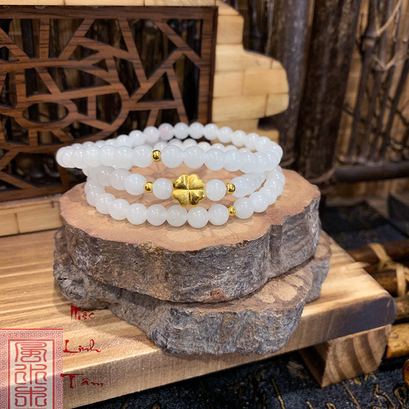 Cỏ ngọc may mắn