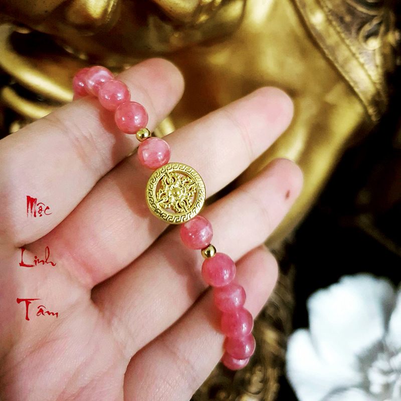 Ngọc vân hồng charm vàng 24k