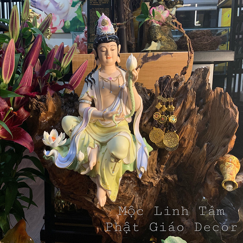 Liên Trì Quan Âm 250