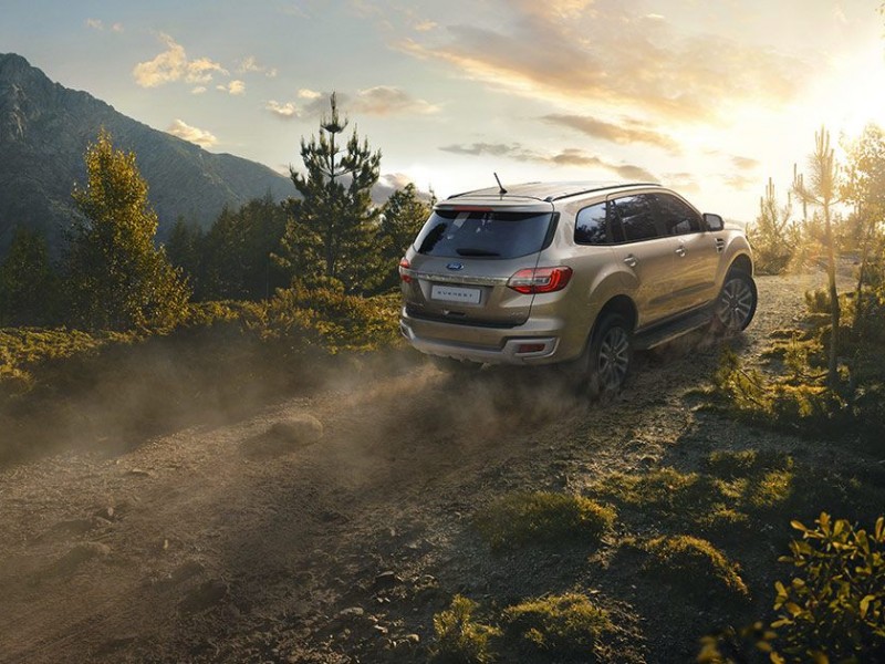 Ford Everest Trend 2.0L 4×2 AT 2020