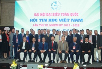 Khoa Công nghệ Thông tin trở thành Chi hội trực thuộc Hội tin học Việt Nam