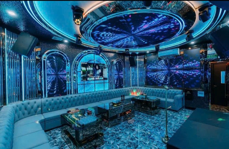 Karaoke London