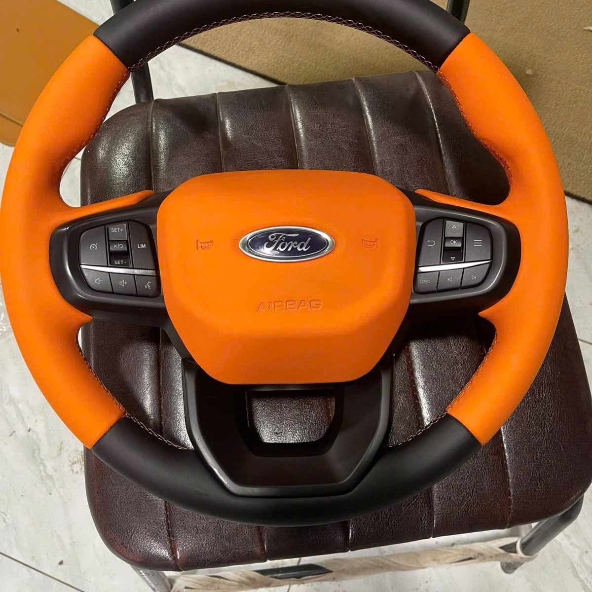Vô Lăng Ford Ranger