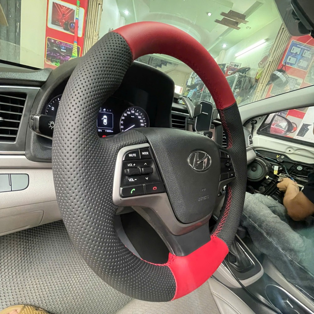 Vô lăng hyundai i10