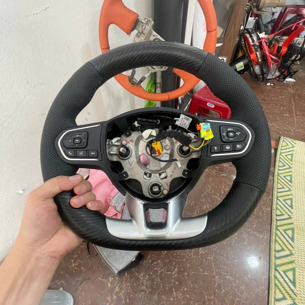 Vô lăng Vinfast VF7